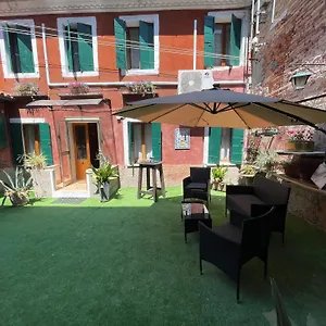 https://kings-garden.hotelslidodijesolo.com
